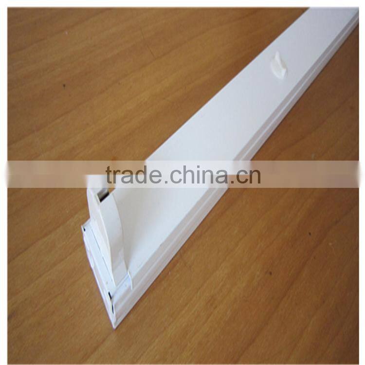 LED batten light fixture