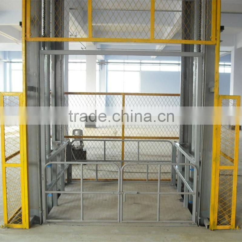 Outdoor freight elevator, Guard rail hydraulic cargo lift