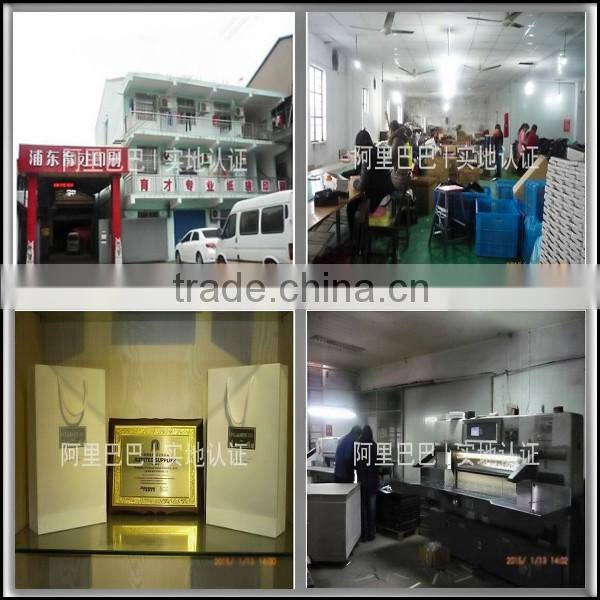 Red surface custom logo brand print kraft paper bag with paper handle