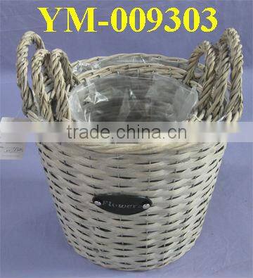 Round Willow Basket For Flowers with handle.