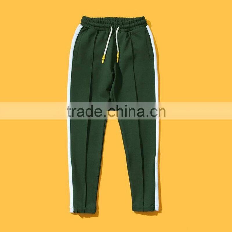 2017 fashion women fitness joggers track pants with embroidery logo