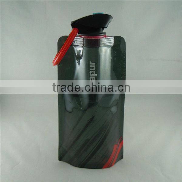 China factory custom foldable plastic drinking water bag with spout and hook