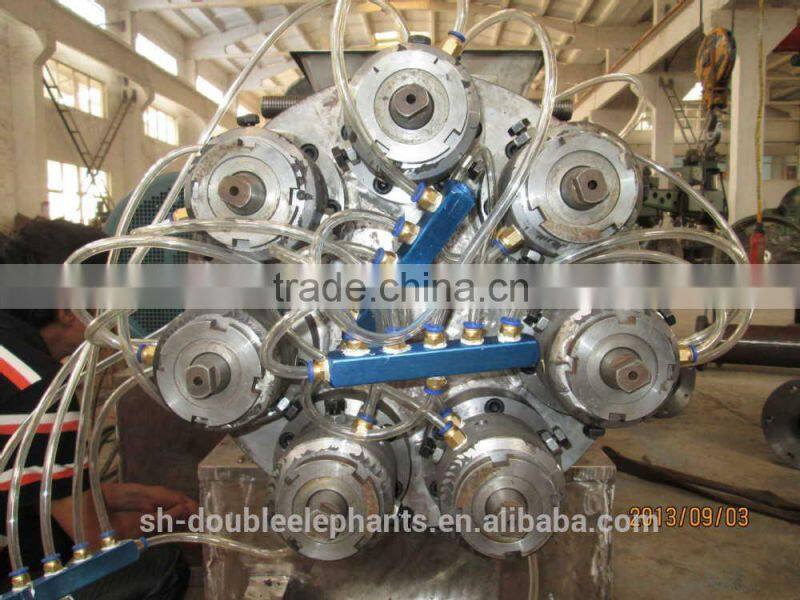 PLASTIC EXTRUDER MACHINE
