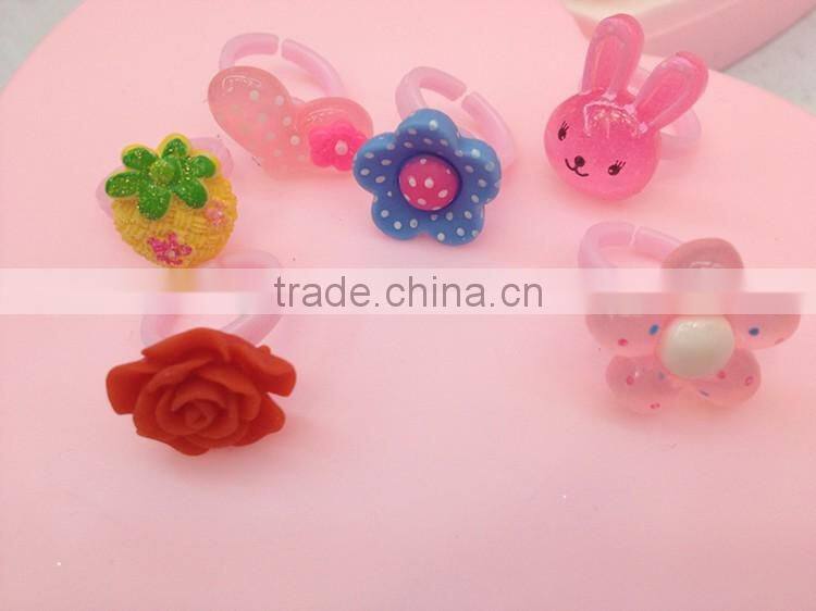 Newest multi design ring jewelry set customized plastic finger ring