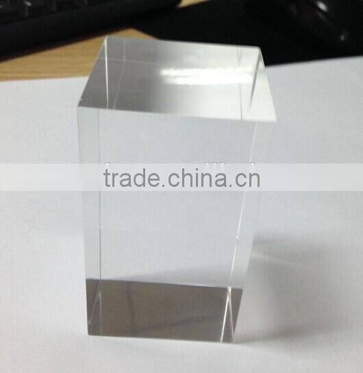 Good Polishing Transparent Plexiglass block in display racks