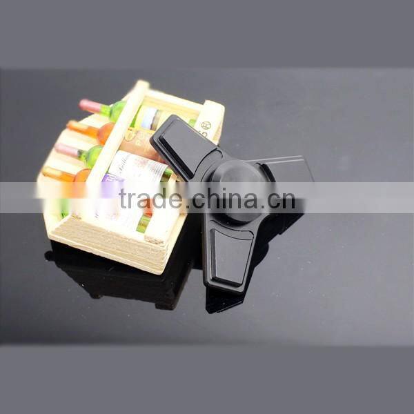 Hot Quality Pressure Relief Spinner American Fidget Spinner Fingertips Triangle Gyro Hand Spinner