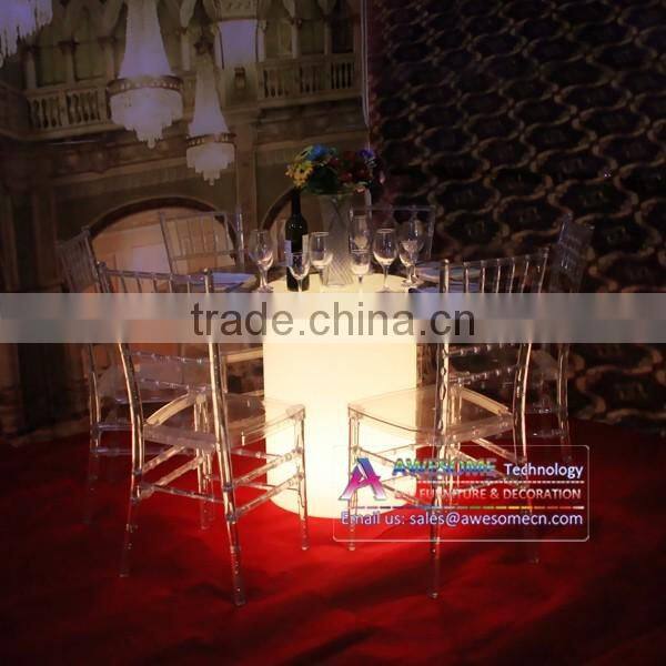 LED lighted up plastic restaurant table / banquet table set