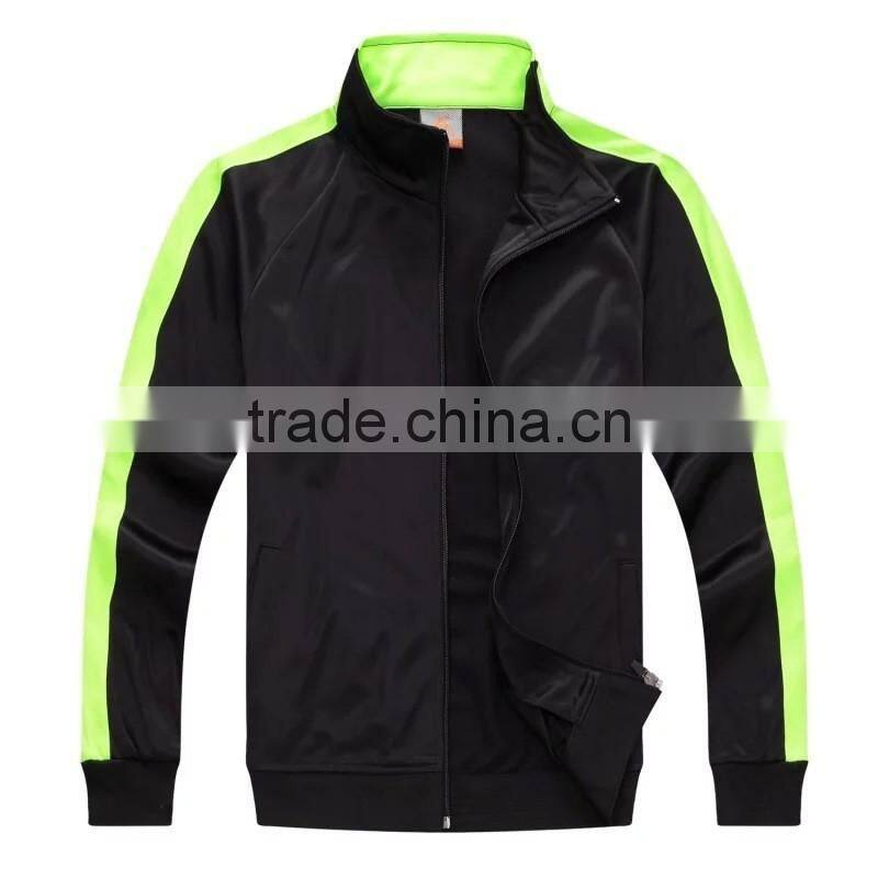 China Customized Sportswear Original Men Football Suit/OEM Quality Cheap Women Soccer Uniform