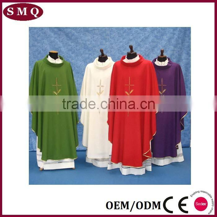 catholic church vestment Wholesale luxury pupular red choir robe