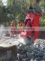Demolition hydraulic pulverizer, fixed type,to be mounted on excavators