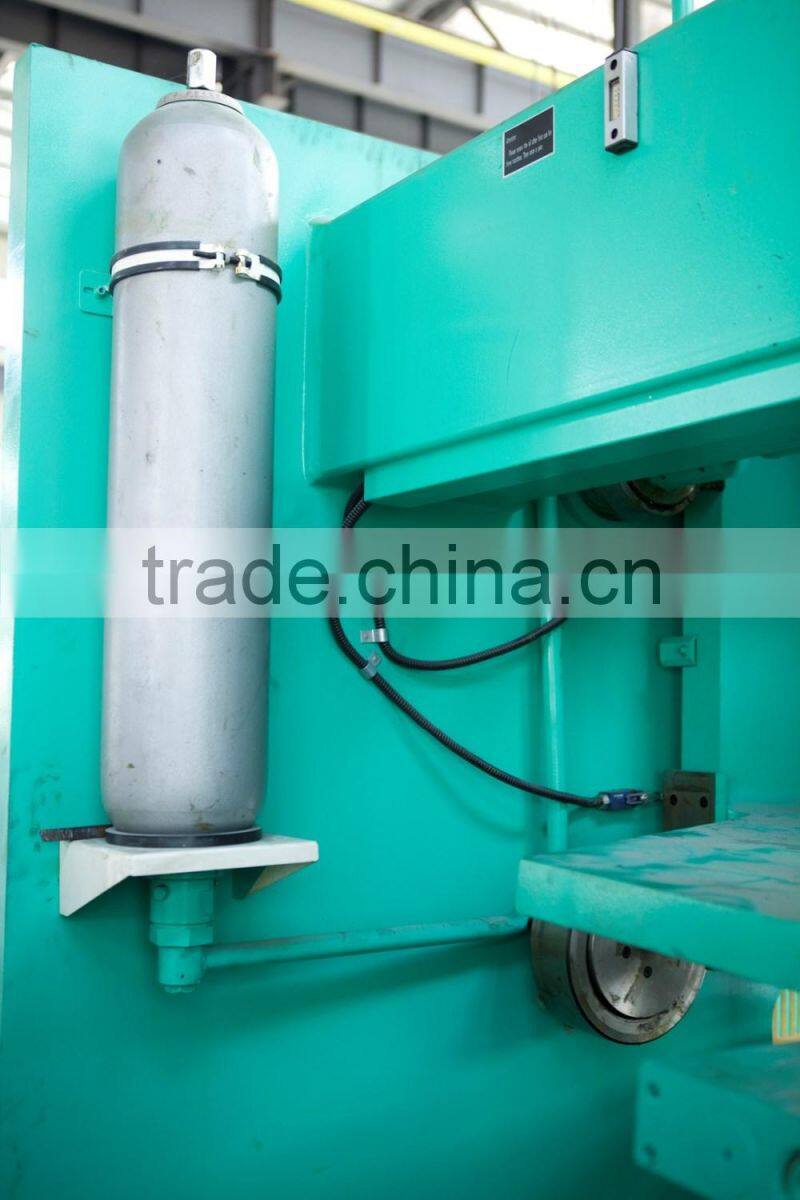 hydraulic shearing machine