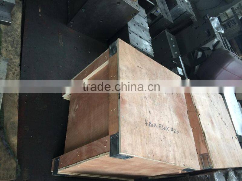 automatic blow mould 3 cavity / deflashing blow mold for hdpe detergent bottle