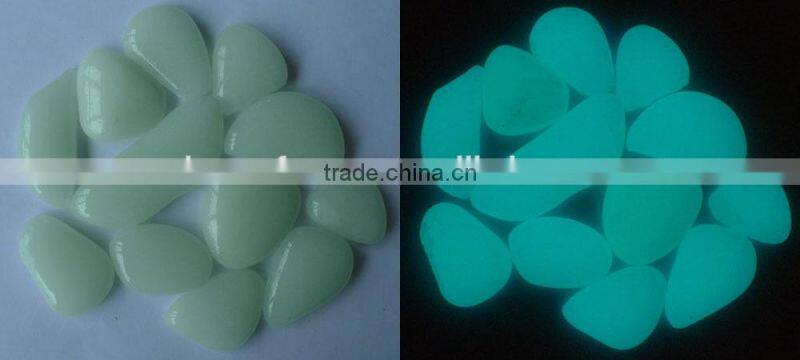 glow in the dark garden stone