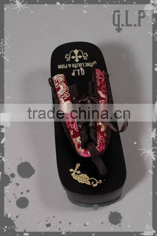 Lovely Summer black Clogs