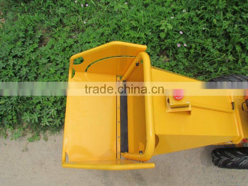 Petrol garden wood mulcher shredder