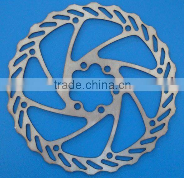 1530 CNC plasma cutting machine for heavy industry 0.3-20mm metal cutting