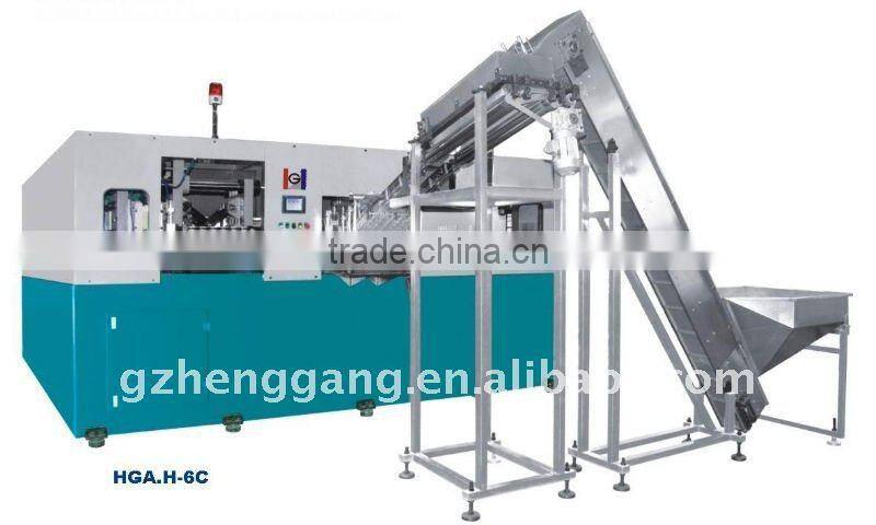 Plastic beverage bottle blow moulding machine