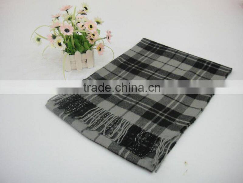 Tassel shawl knitted shawls women winter scarves Stock