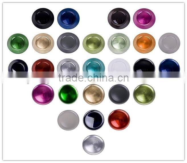 33cm white round sunflower style plastic charger plate