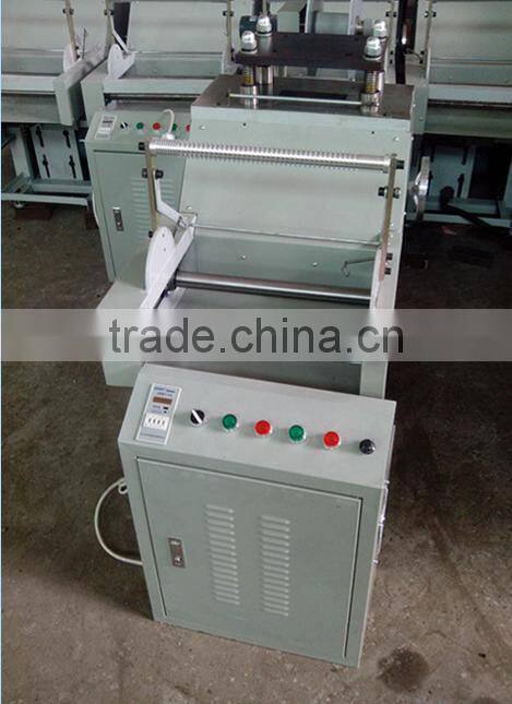 Sequins punching machine