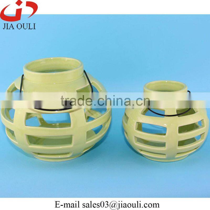 Hot design home decoration yellow ceramic lantern, hurricane lamp