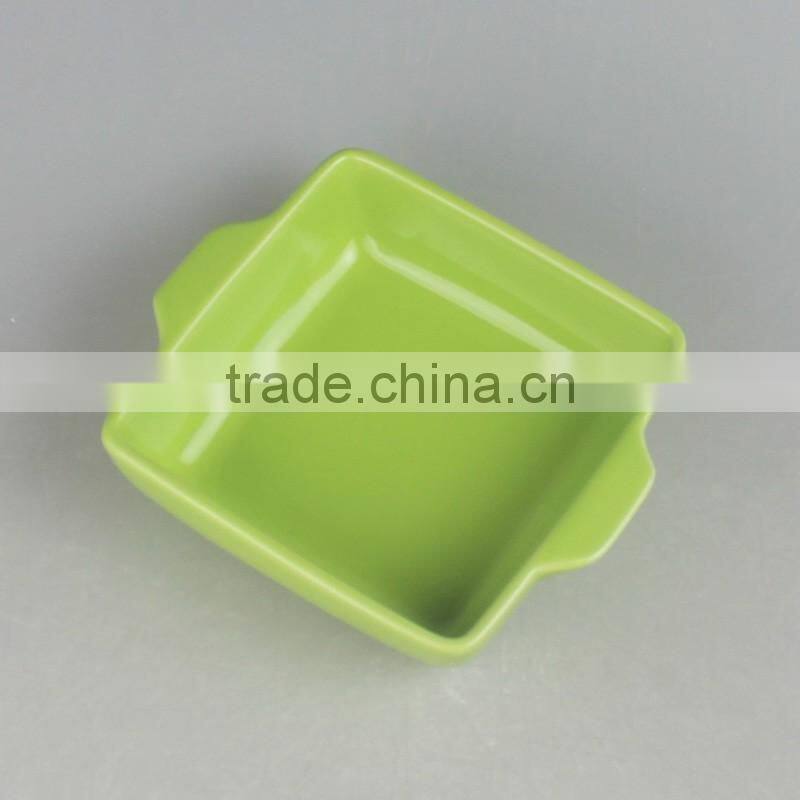 Ceramic square bakeware with color glaze