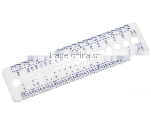 Cheap Wholesale White 0-15 Sizes Rectangle Needle Gauge Measure Tools For Knitting Needle