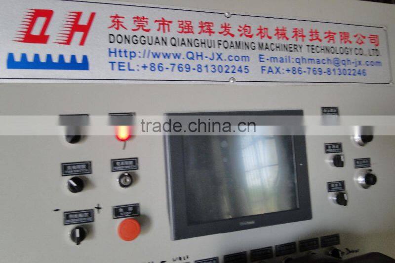 Continuous sponge -on make up foaming machine line