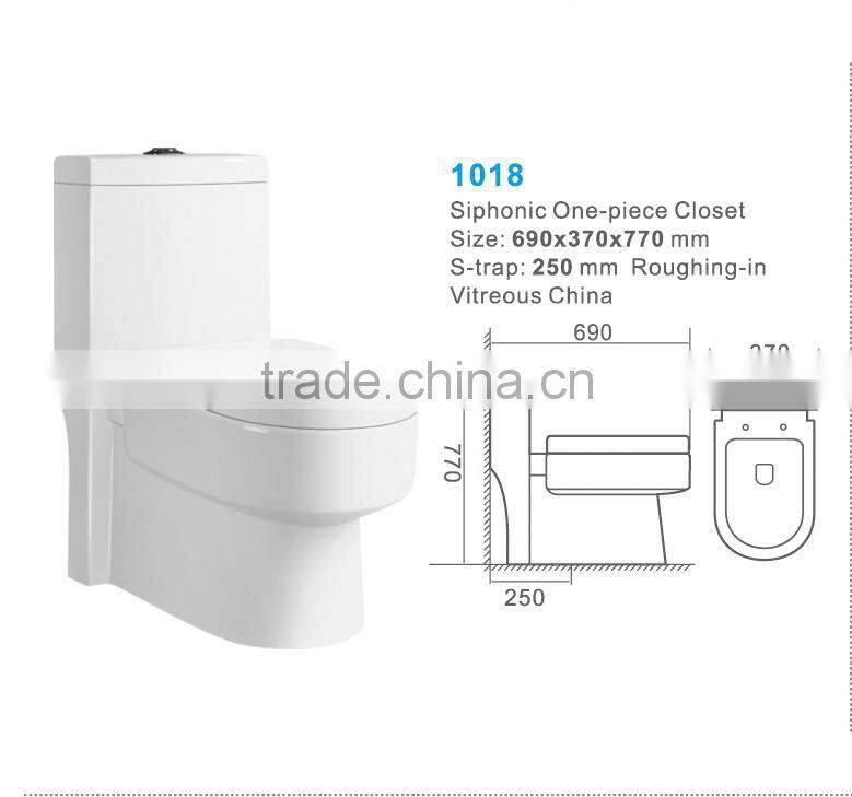 AAA quality ceramic bathroom elegant design one piece toilet