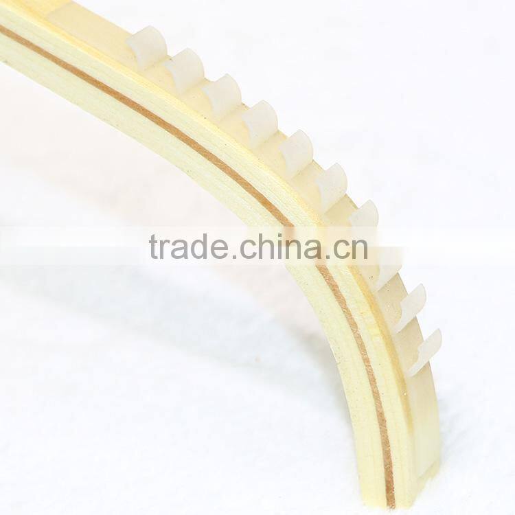 Factory supply wholesale fashionable wooden hanger for clothes