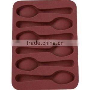 Pyramid design silicone chocolate mold tray