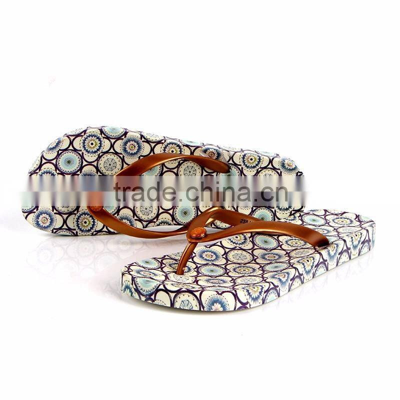 2016 summer wholesale lightweight new design mens dot imprinted eva sole outdoor slipper