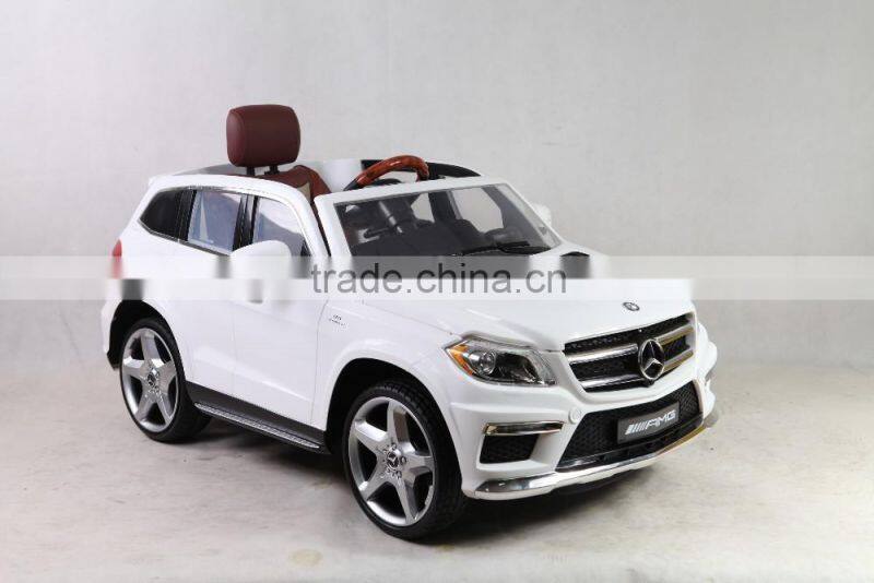 Mercedes Benz License Ride on toy car with four driving motors