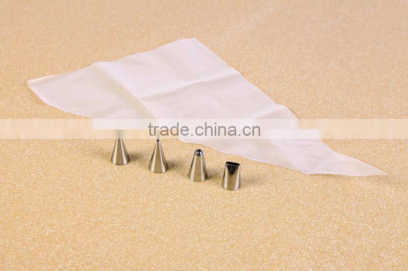 4 pcs stainless steel nozzles with plastic bag Icing Set Fondant Tools