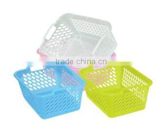 2015new square plastic storage basket with handle