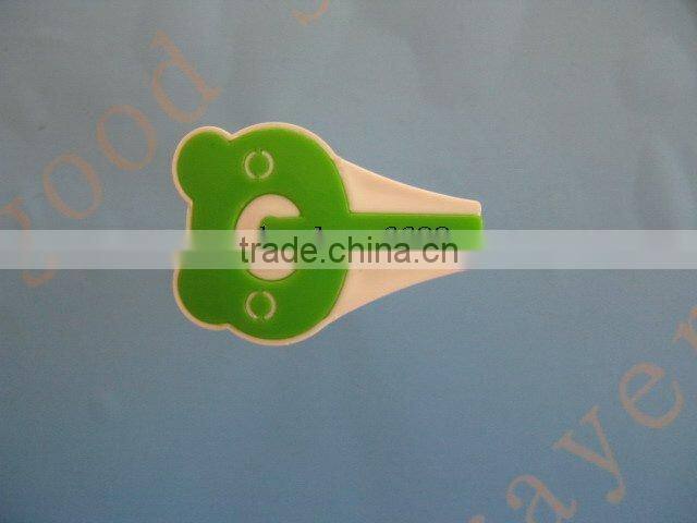 plastic lotion pump has two parts at the pump top(SL-594,28/410)