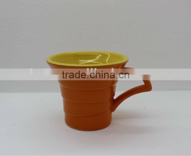 Promotional contrast color custom antique ceramic teapots