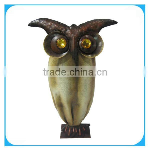 metal owl wine holder