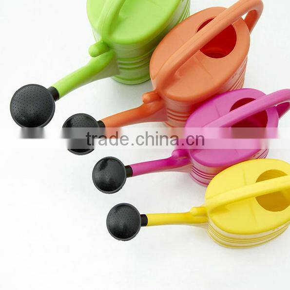 Hot sale colorful plastic garden watering can