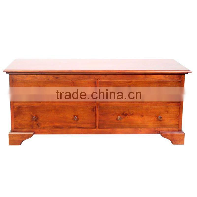 MAHE TRADITIONAL CHEST