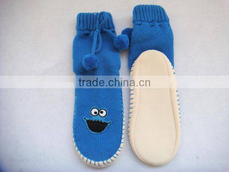 Kids cute pompom warm floor shoes sock for winter