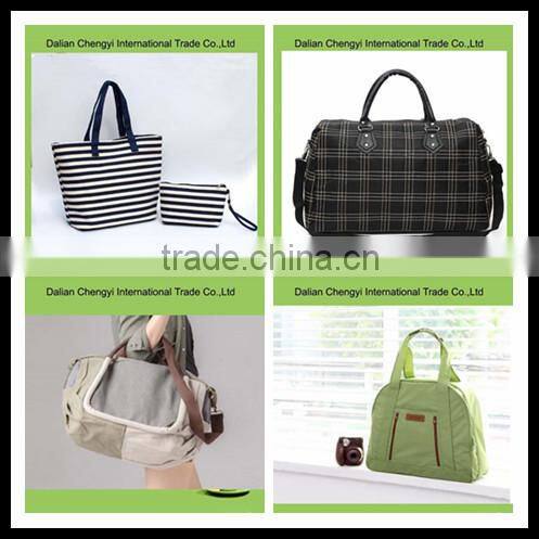 Factory price portable polyester leisure shoulder bag with two belts