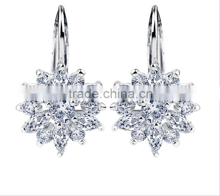 EZ-28 Crystal Micro Paving Brass Material Rhodium Plated Anti-allergy Crystal Earrings
