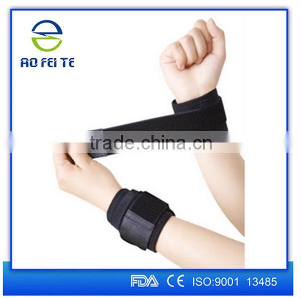 Fashionable Men Basketball Protection Wristband Adjustable Wrist Support/Strap