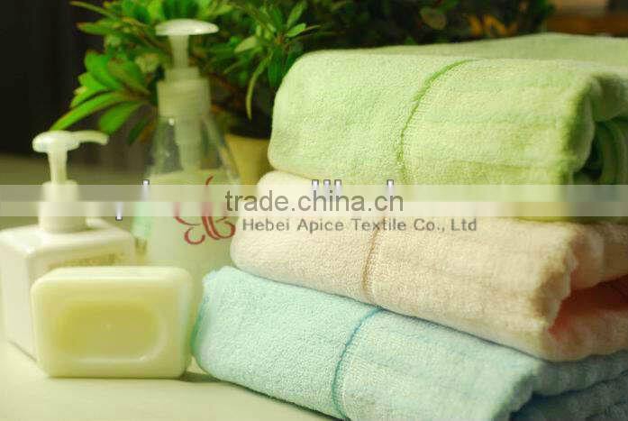 Custom Jacquard Logo Average Floral Bath Towel