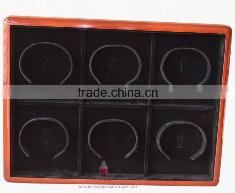 Fancy 6cps wooden jewelry bangle tray for display