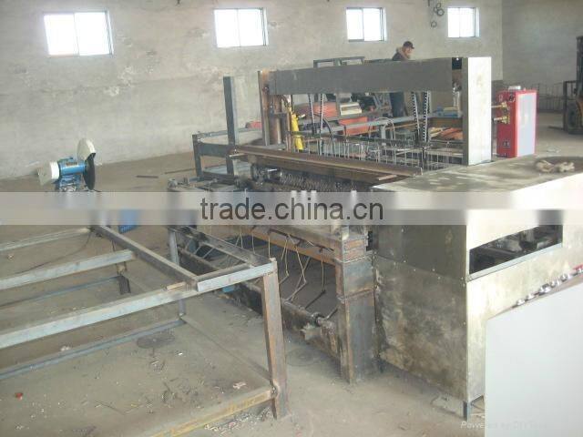 Heavy Crimped Wire Mesh Weaving Machine