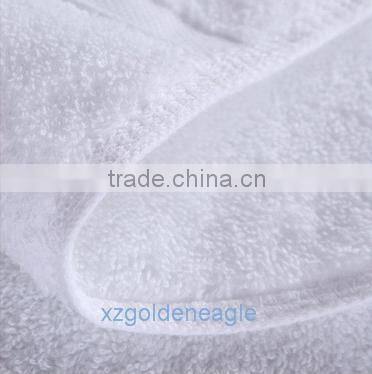 White Color of Cotton Bath Towel