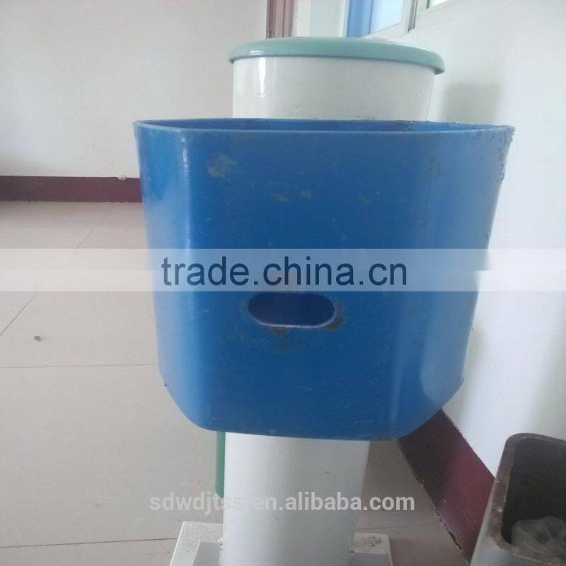 Highway guardrail panel special spray prevention block