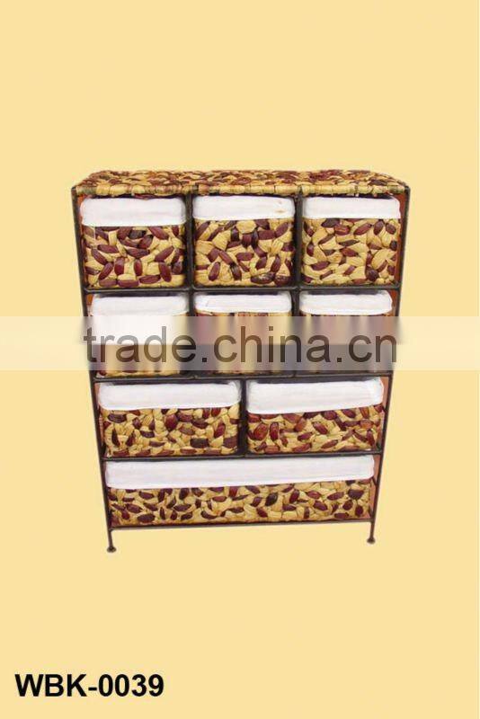New design of water hyacinth storage baskets (july@etopvietnam.com)
